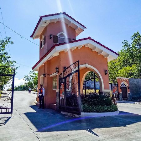 Hillview Apt W/ Pool Access - Free Wifi Tagbilaran City Exterior photo